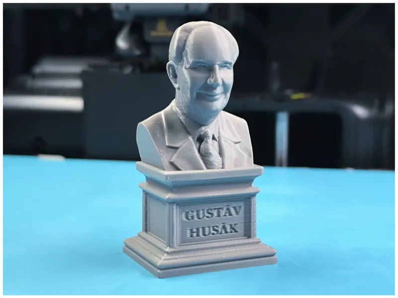 Gustáv Husák bust