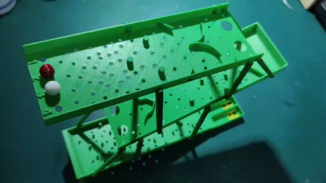滑道比赛玩具