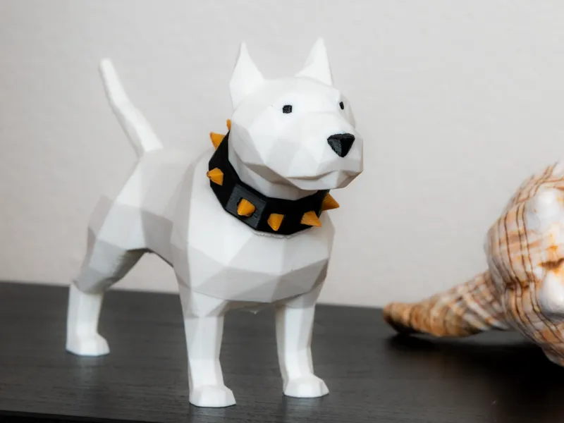 Low-Poly Dog Figurine (Spiked Collar)