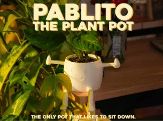 Pablito - the Sitting Plant Pot