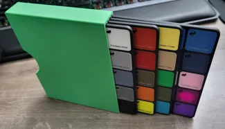 Filament swatches sheet holder