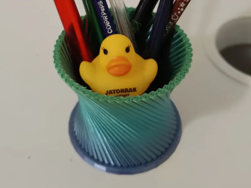 Pencil vase for epics ;)