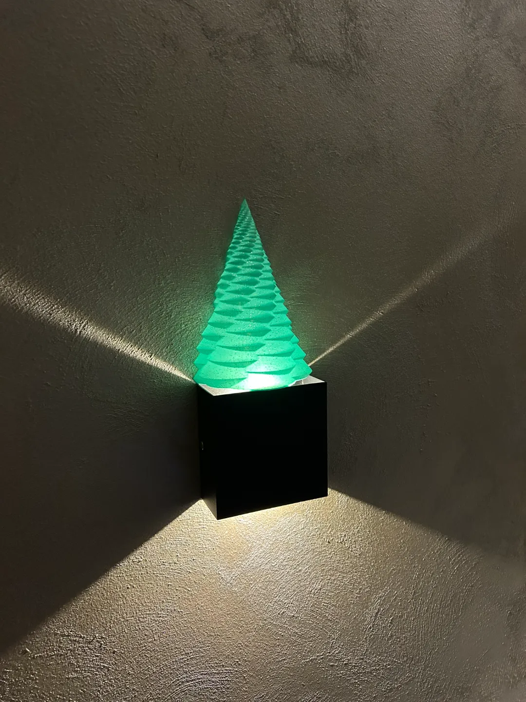 Sapin spirale décoratif pour luminaire