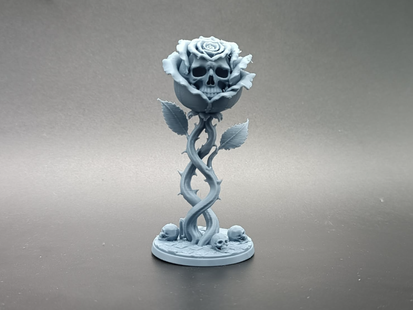 Dark Rose of Mortality - Thorned Skull Rose