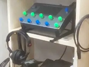 Quad Cortex Stand with Headphone Hook