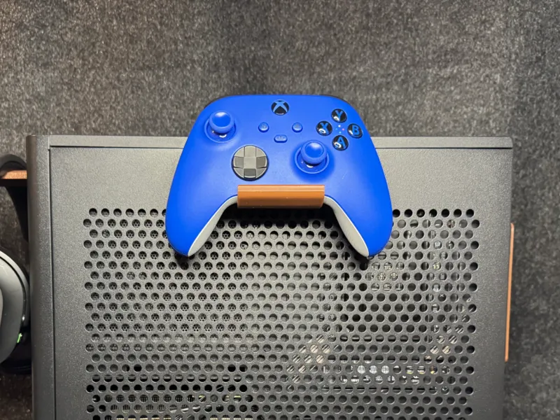 NR200 Magnetic Xbox Controller Holder