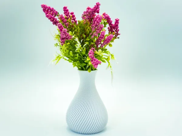 Vase spirale — décoration d'intérieur moderne