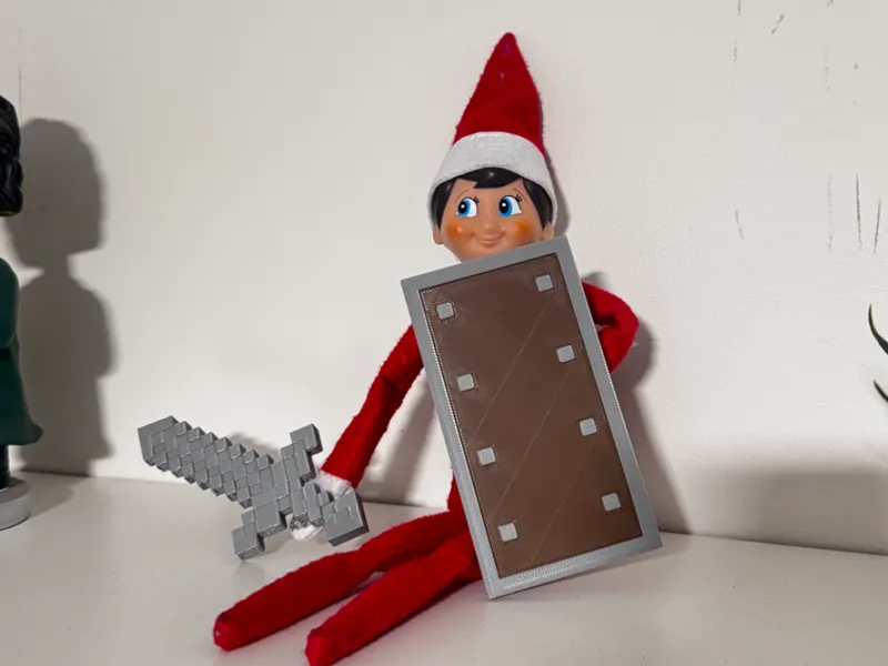 Elf on the Shelf Minecraft Shield