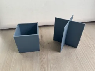 Pencil holder with removable partitions 2  or 4