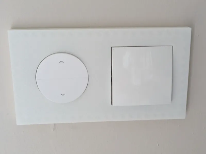 Double frame Sonoff Orb-ZBRBS and Simon54