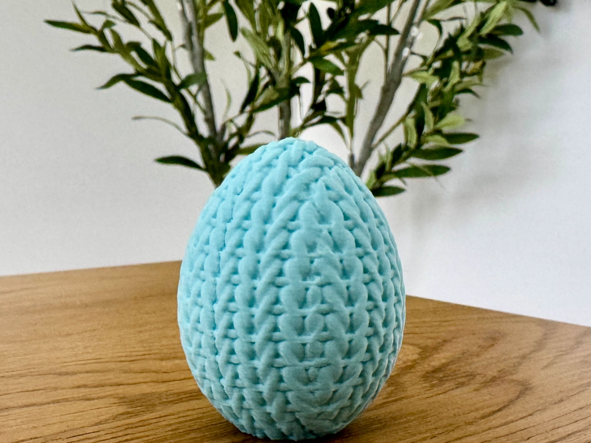 Knitted Texture Easter Egg