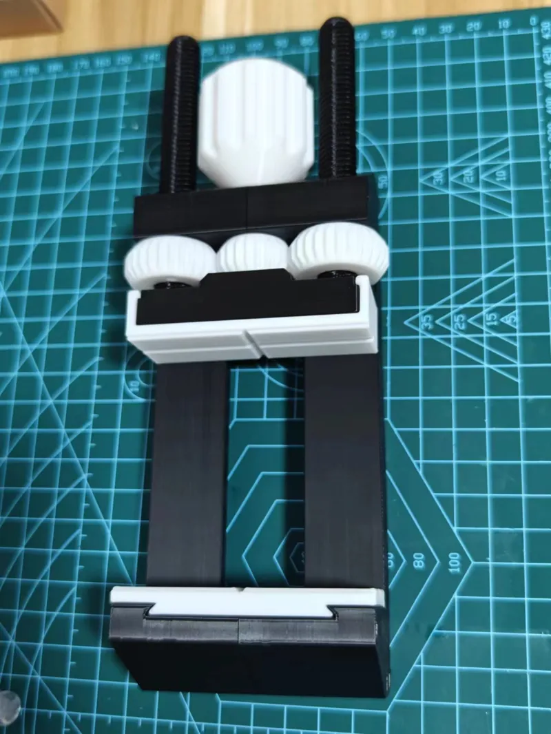 桌面虎钳