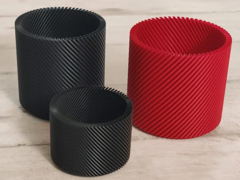 Customizable Tactile Pen Cup (spiral vase mode)