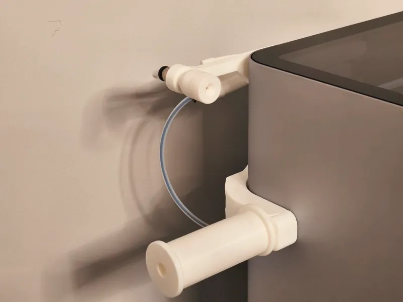 Spool connector holder and filter