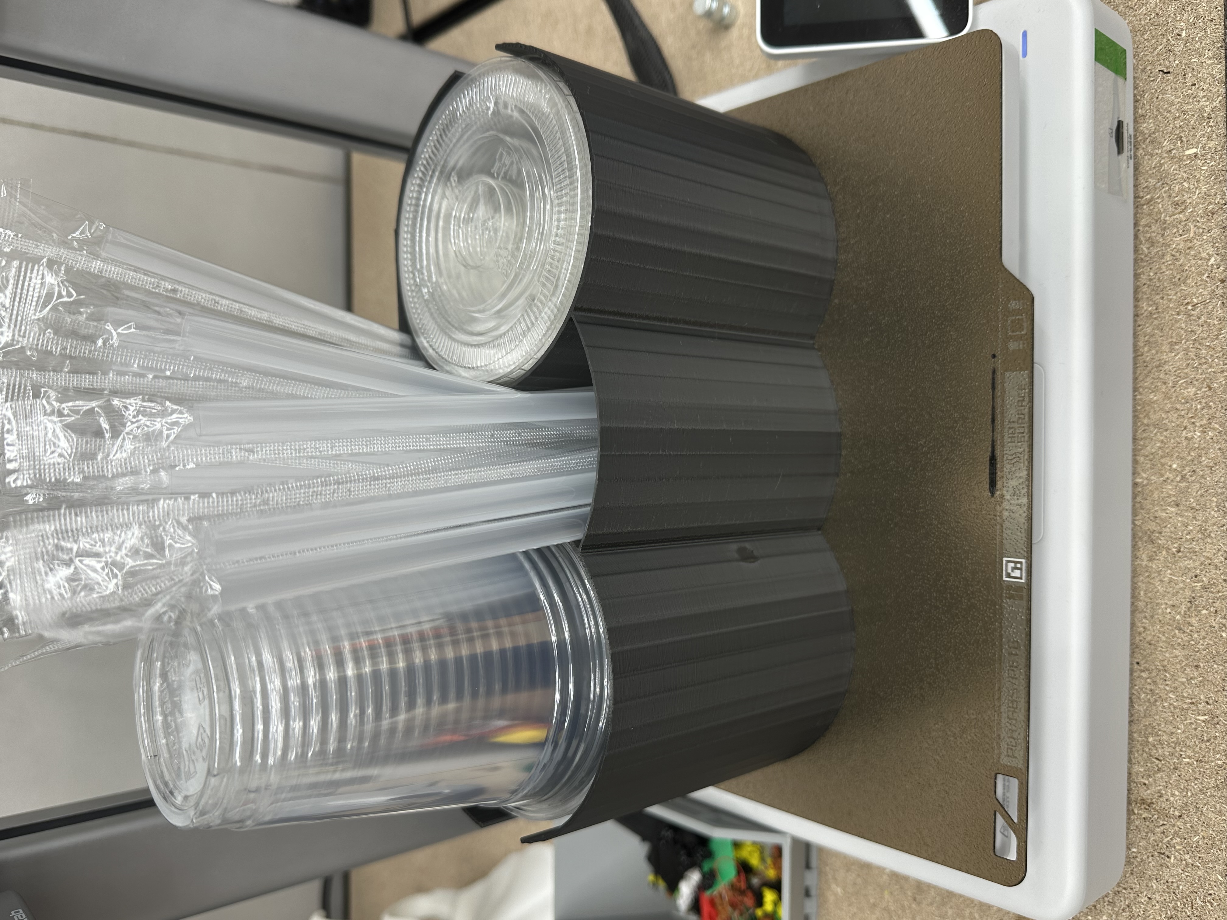 12oz Cold Drink Cup, Lid, Straw Organizer - Free 3D Print Model