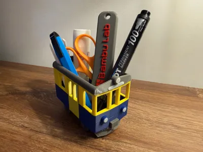Electric Multiple Unit EN57 desk organizer v1.0