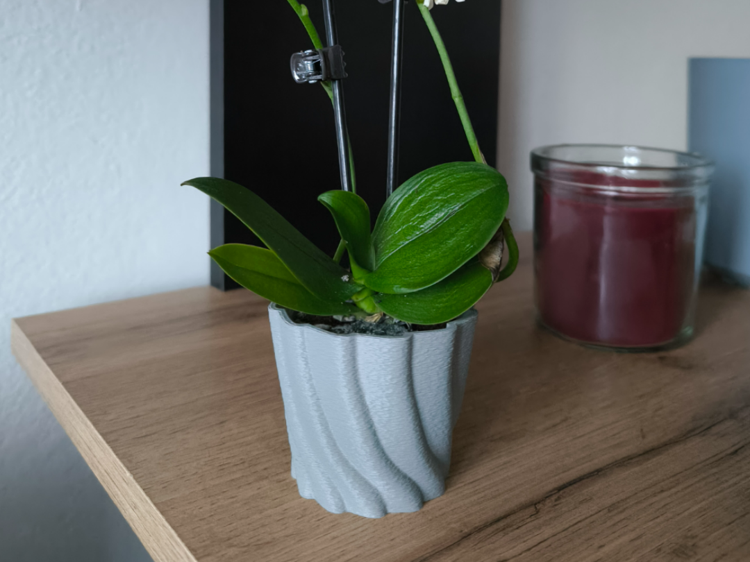 Swirl Mini Planter – Watertight