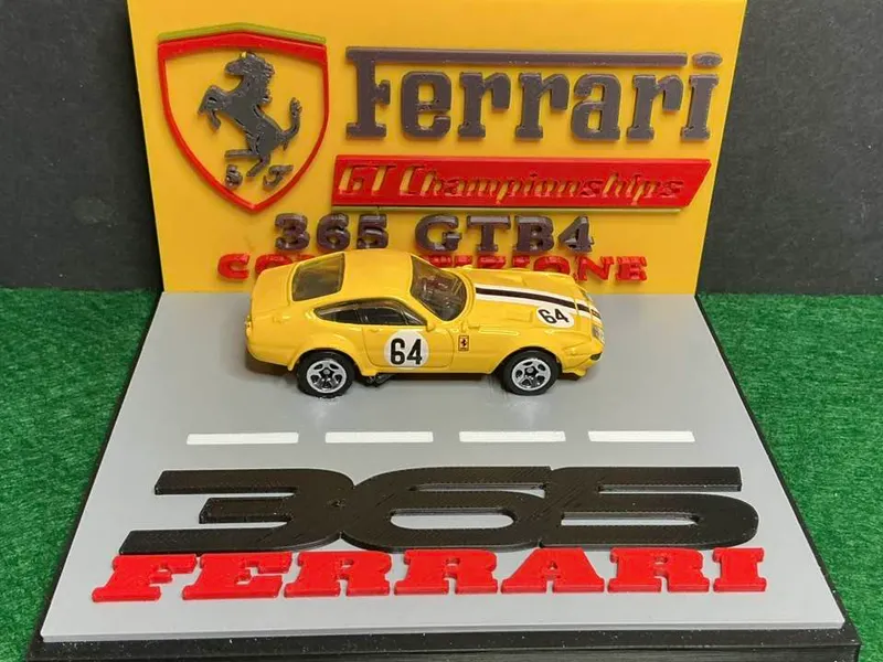 1/64 Ferrari 365 display
