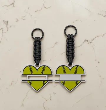Accesorio para sujetar ligas de cabello: SOFTBALL HEART HAIR TIE HOLDERS — vista de referencia 4