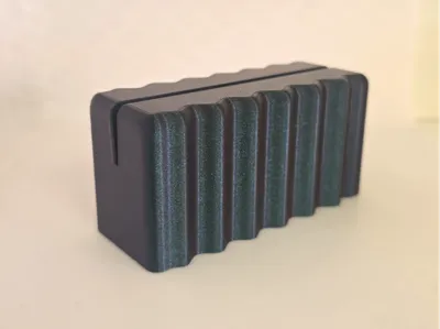 WaveNest Table Card & Paper Holder