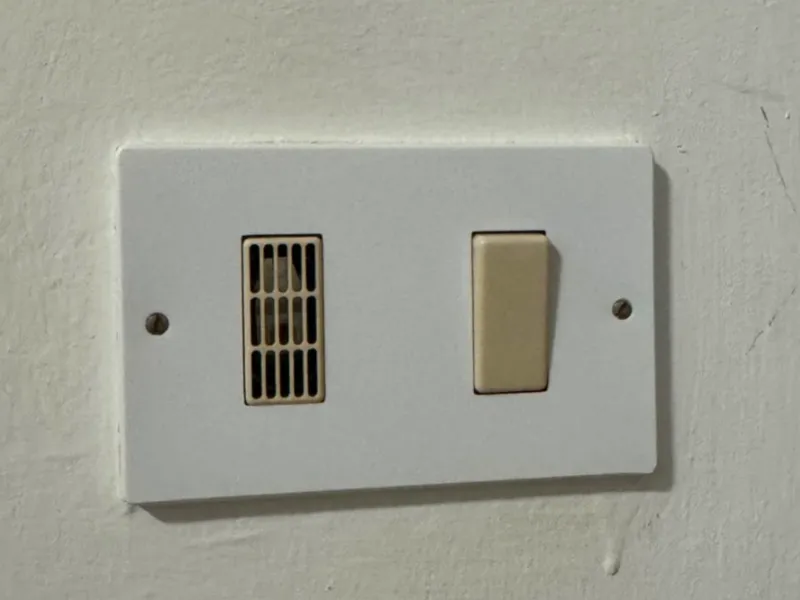 Placchetta interruttori civili modello VIMAR 8000