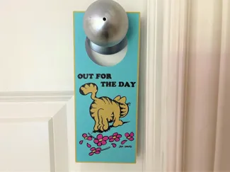 Garfield Door Knob Hanger Sign: Out for the Day