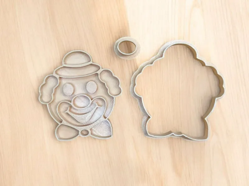 Clown linzer / cookie cutter
