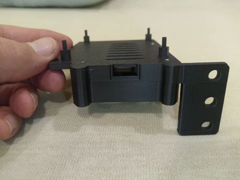 Raspberry Pi 4 Rack mount with 2.5 drive