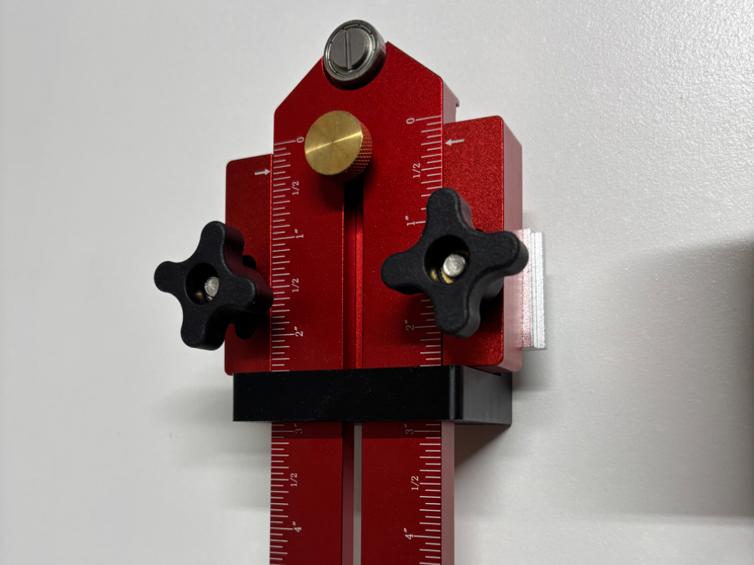 Wall mount thin rip jig