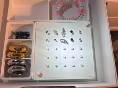 Threadless Piercing Jewelry Display 2x2 Gridfinity