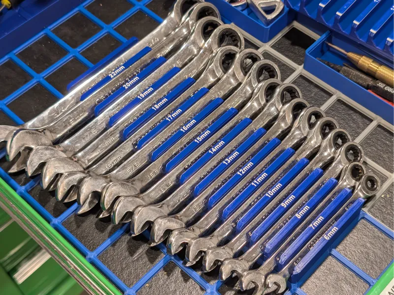 Gridfinity 16 Wrench SAE and Metric Organizers