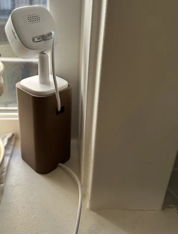 Support évidé pour caméra intérieure Eufy (C120)