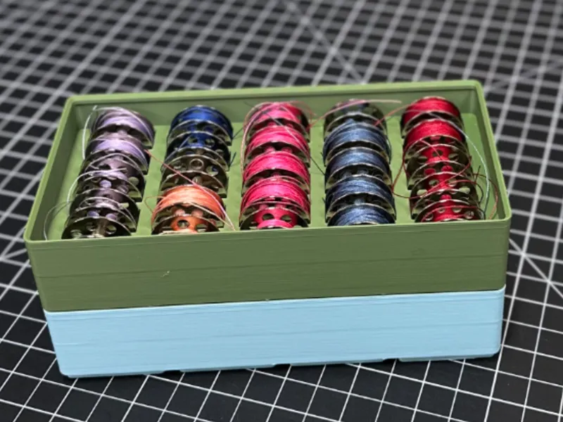 M Class Bobbin Holder & Lid(s)