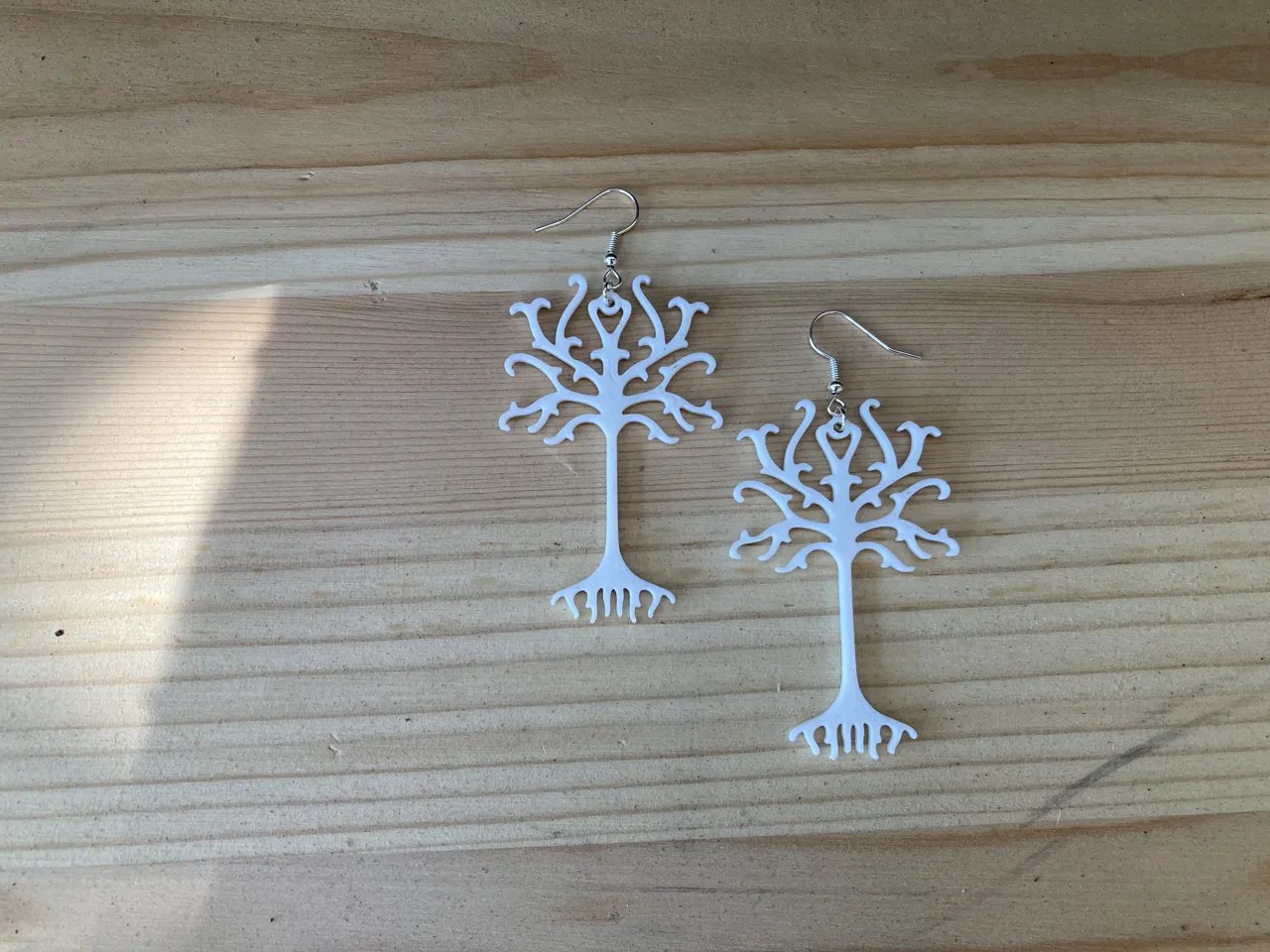 Lord of the Rings inspired Earrings view 3