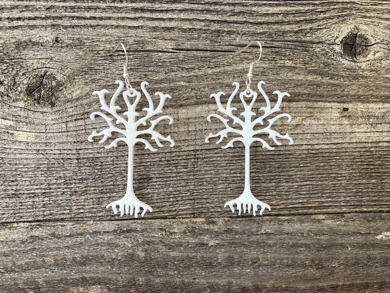 Lord of the Rings inspired Earrings view 2