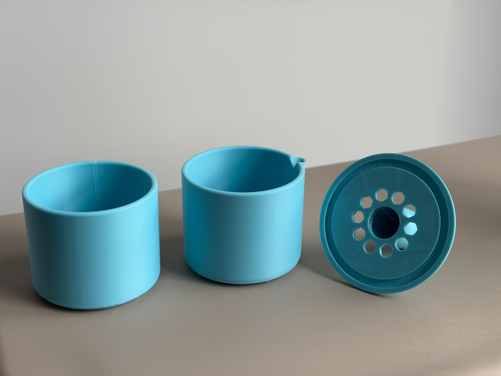 Miniatura 1 do modelo 3D 沐浴露洗发水收集器