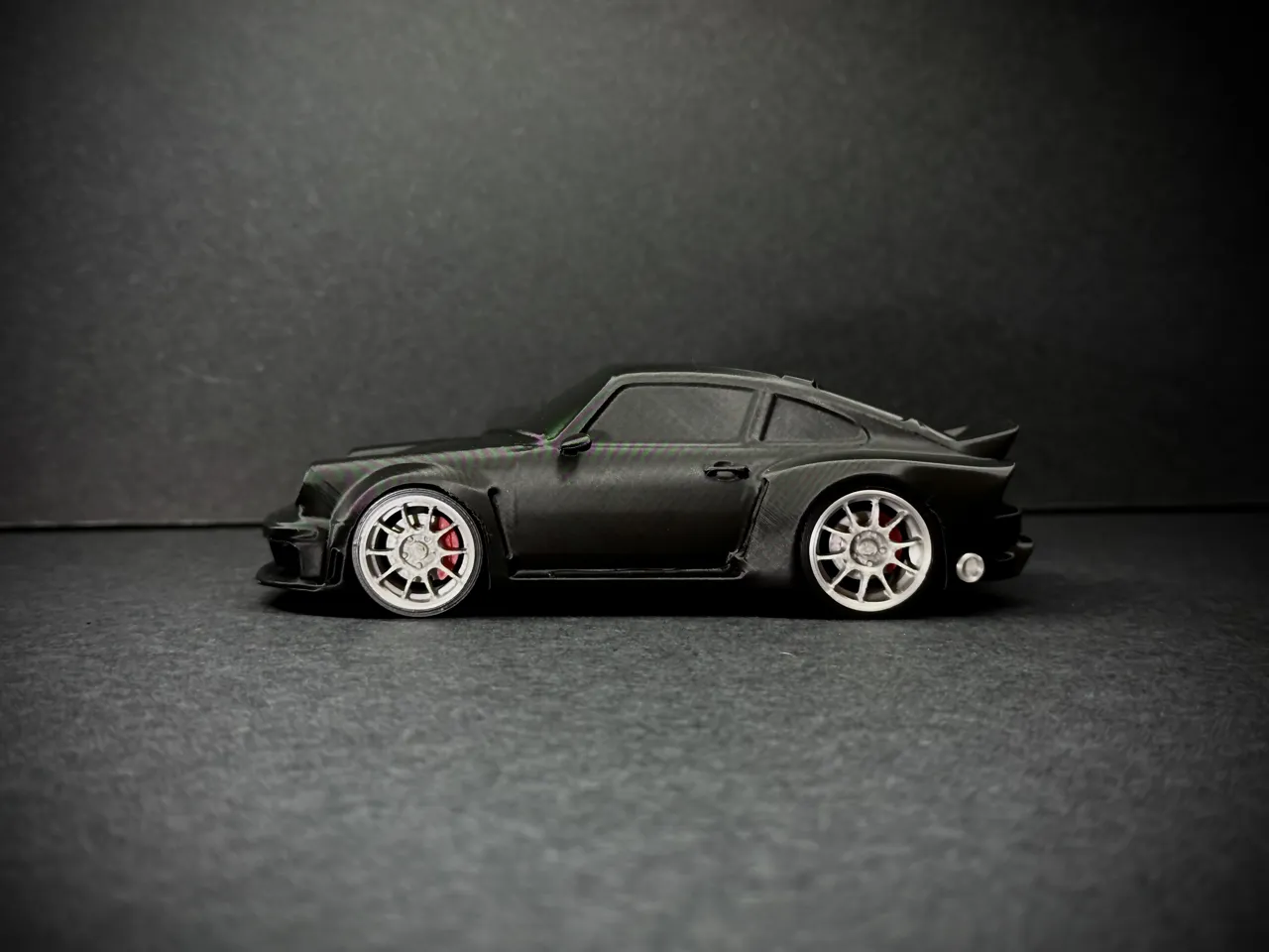 Singer Porsche 911 DLS Turbo - 1/24 Scale Model! view 4