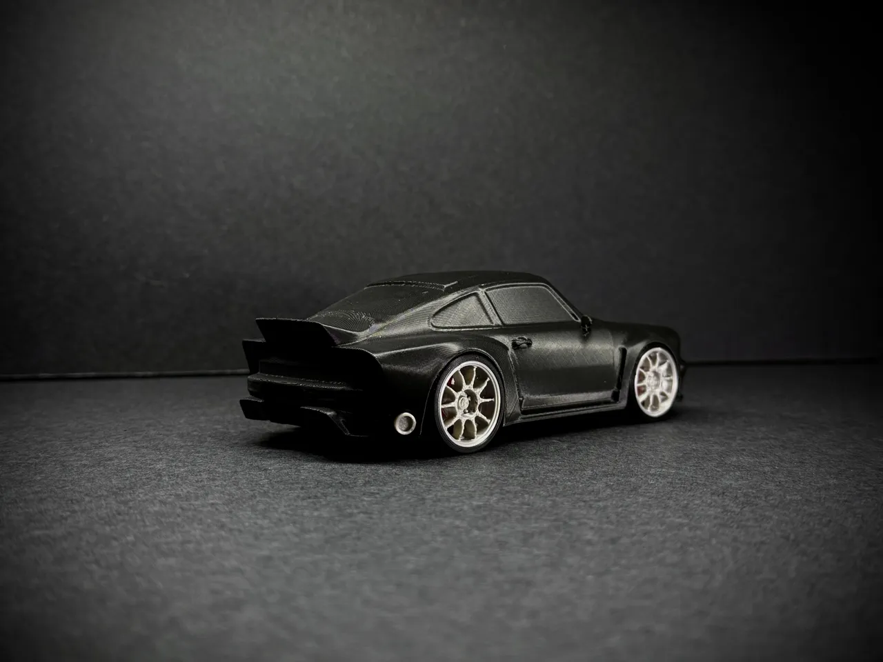 Singer Porsche 911 DLS Turbo - 1/24 Scale Model! view 3