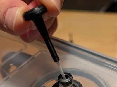 Filament Box Plug/Holder 4mm D1.75mm