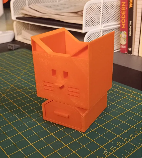 Vide-poche de bureau chat