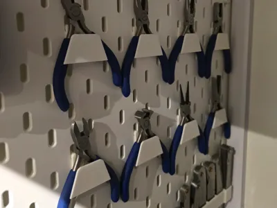Skadis Pliers Holder 