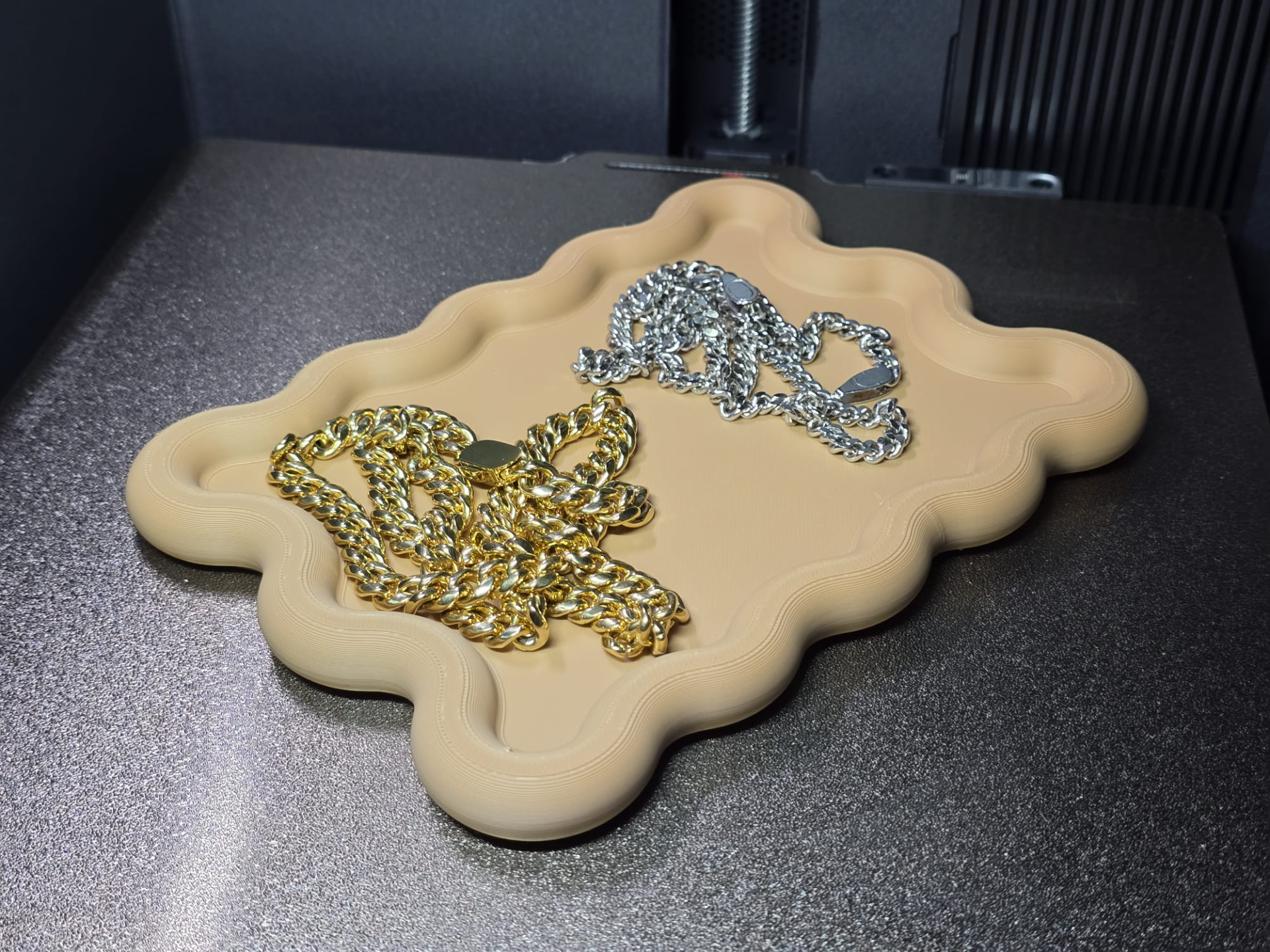 Wavy Squiggle Vanity Tray