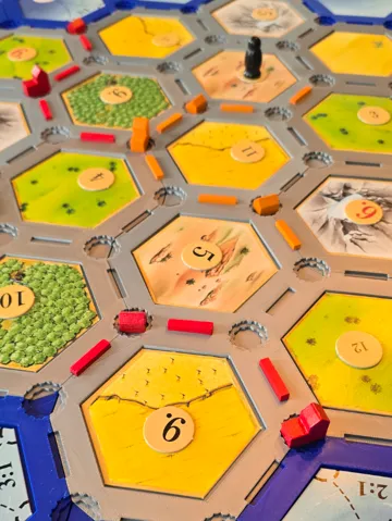 Organizador: The Magnetic Catan Board Where Nothing Falls Over — vista de referencia 2