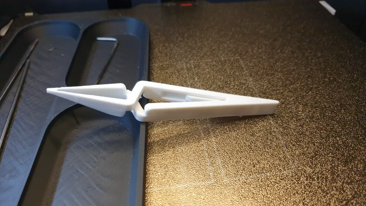 v3 Self-Locking Cross Tweezer view 3