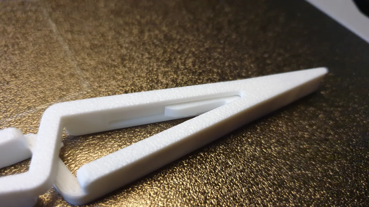 v3 Self-Locking Cross Tweezer view 4