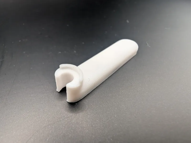 PTFE removal tool with 6x2mm magnet