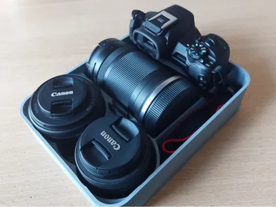 Canon R50 and RF lens organizer