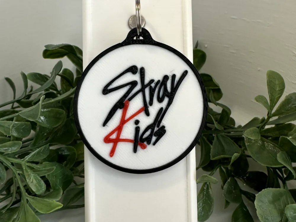 Stray Kids Keychain - Free 3D Print Model - MakerWorld