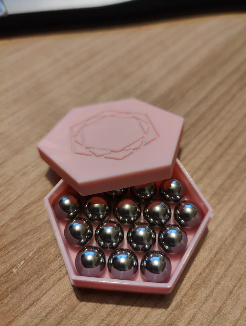 Hexagonal 10mm ball box