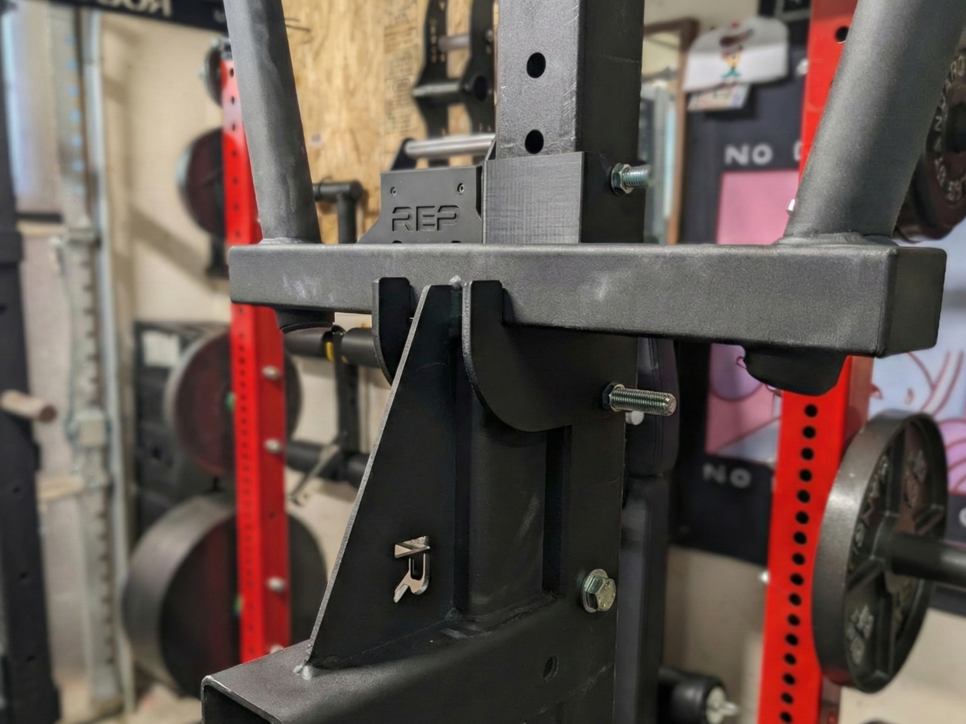 Rack Mounted Dip Bar Hanger